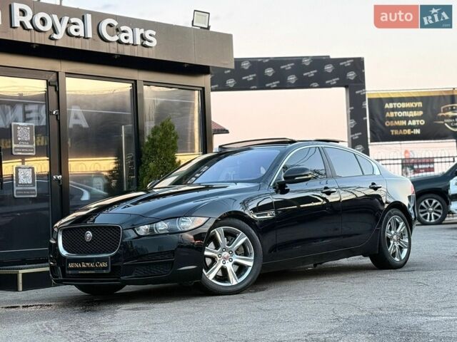 Чорний Ягуар XE, об'ємом двигуна 2 л та пробігом 153 тис. км за 10900 $, фото 1 на Automoto.ua
