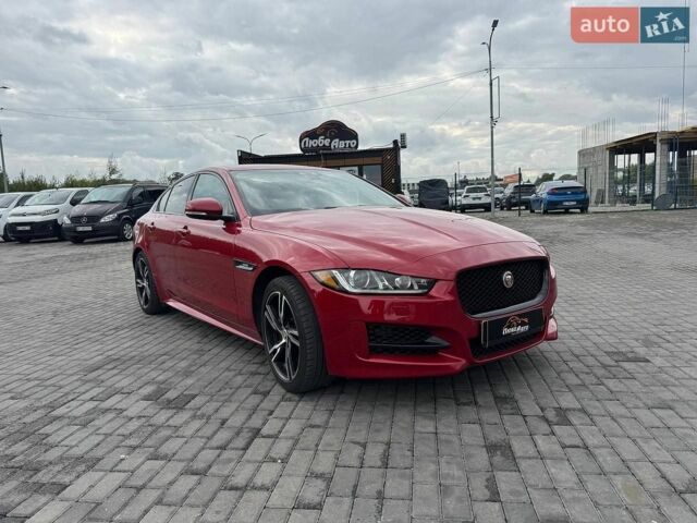 Красный Ягуар XE, объемом двигателя 3 л и пробегом 89 тыс. км за 17400 $, фото 1 на Automoto.ua