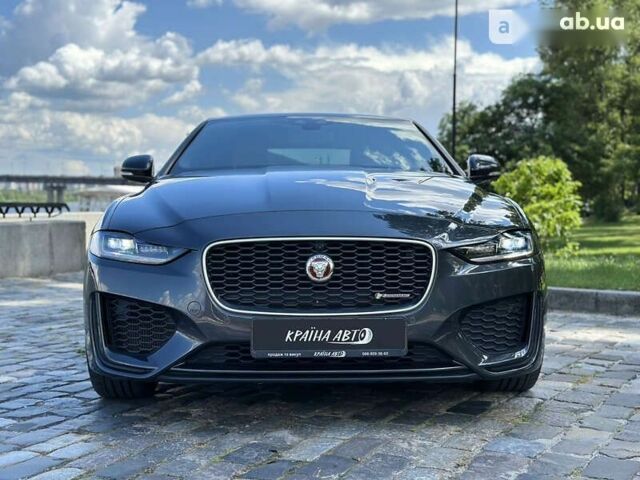 Ягуар XE, объемом двигателя 2 л и пробегом 23 тыс. км за 41890 $, фото 1 на Automoto.ua
