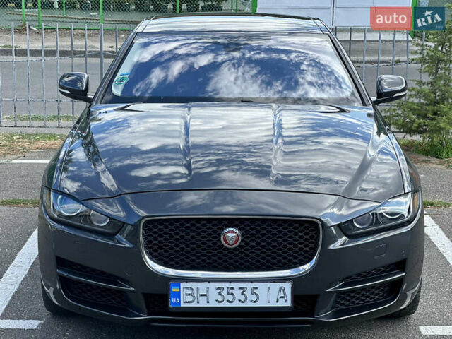 Сірий Ягуар XE, об'ємом двигуна 3 л та пробігом 110 тис. км за 15900 $, фото 1 на Automoto.ua