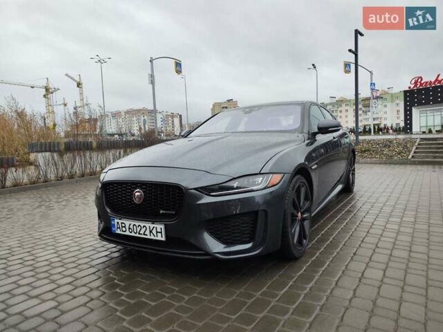 Сірий Ягуар XE, об'ємом двигуна 2 л та пробігом 30 тис. км за 32500 $, фото 1 на Automoto.ua