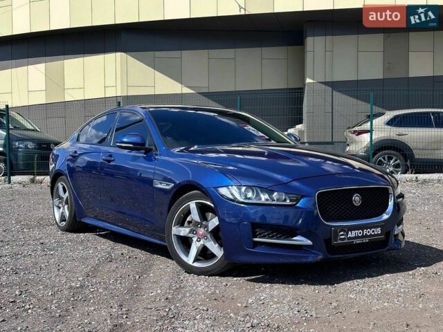 Синий Ягуар XE, объемом двигателя 2 л и пробегом 116 тыс. км за 9990 $, фото 1 на Automoto.ua