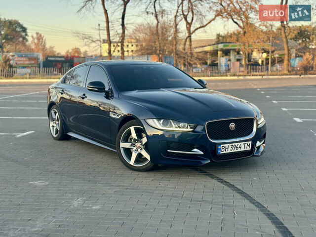 Синій Ягуар XE, об'ємом двигуна 2 л та пробігом 100 тис. км за 15200 $, фото 1 на Automoto.ua