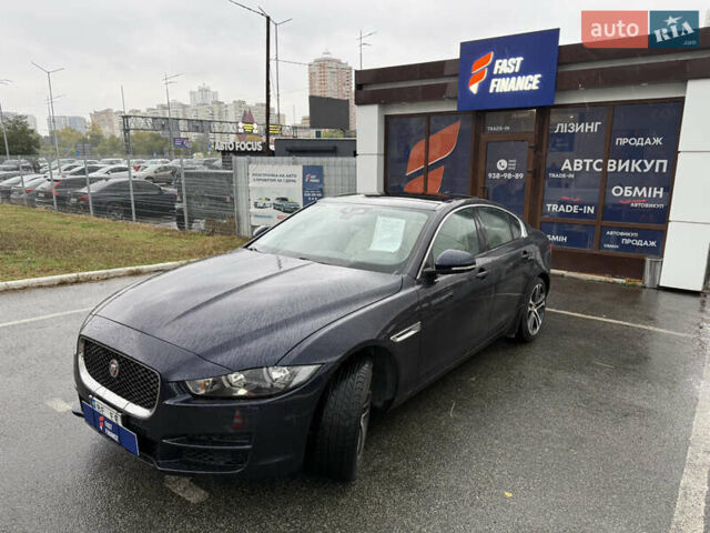 Синий Ягуар XE, объемом двигателя 3 л и пробегом 103 тыс. км за 16400 $, фото 1 на Automoto.ua