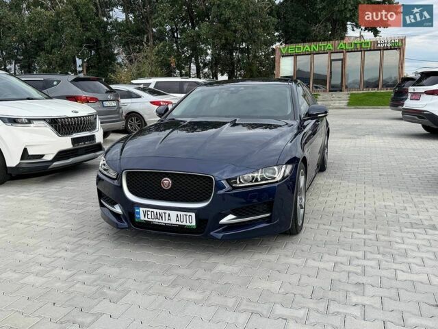 Синій Ягуар XE, об'ємом двигуна 2 л та пробігом 59 тис. км за 15700 $, фото 1 на Automoto.ua