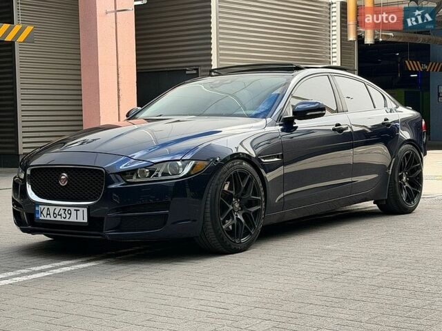 Синий Ягуар XE, объемом двигателя 3 л и пробегом 123 тыс. км за 16500 $, фото 1 на Automoto.ua