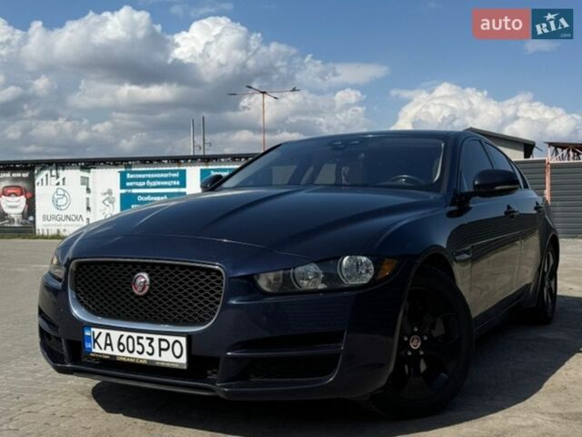 Синій Ягуар XE, об'ємом двигуна 2 л та пробігом 134 тис. км за 13500 $, фото 1 на Automoto.ua