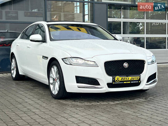 Білий Ягуар ХФ, об'ємом двигуна 2 л та пробігом 22 тис. км за 21000 $, фото 1 на Automoto.ua