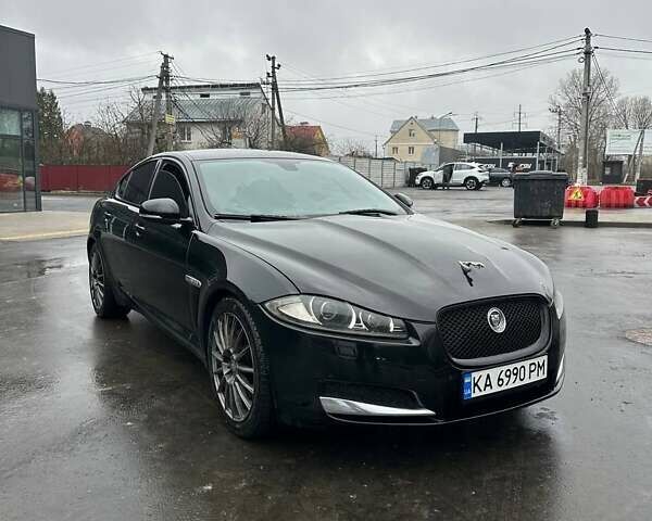 Черный Ягуар ХФ, объемом двигателя 2.97 л и пробегом 282 тыс. км за 9500 $, фото 1 на Automoto.ua