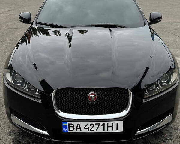 Черный Ягуар ХФ, объемом двигателя 2 л и пробегом 225 тыс. км за 15000 $, фото 1 на Automoto.ua
