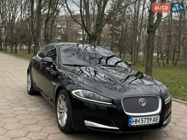 Черный Ягуар ХФ, объемом двигателя 2 л и пробегом 207 тыс. км за 13800 $, фото 1 на Automoto.ua