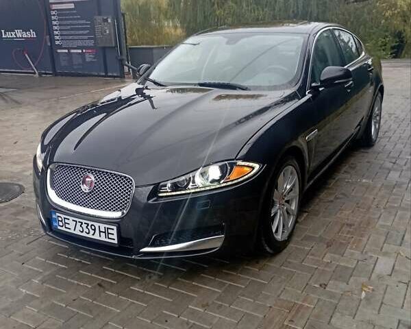 Черный Ягуар ХФ, объемом двигателя 2 л и пробегом 51 тыс. км за 14500 $, фото 1 на Automoto.ua
