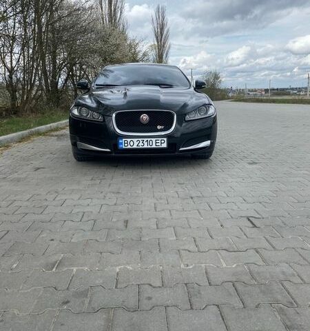 Черный Ягуар ХФ, объемом двигателя 2.99 л и пробегом 200 тыс. км за 9000 $, фото 1 на Automoto.ua