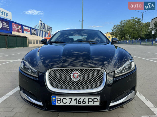 Чорний Ягуар ХФ, об'ємом двигуна 3 л та пробігом 190 тис. км за 15500 $, фото 1 на Automoto.ua