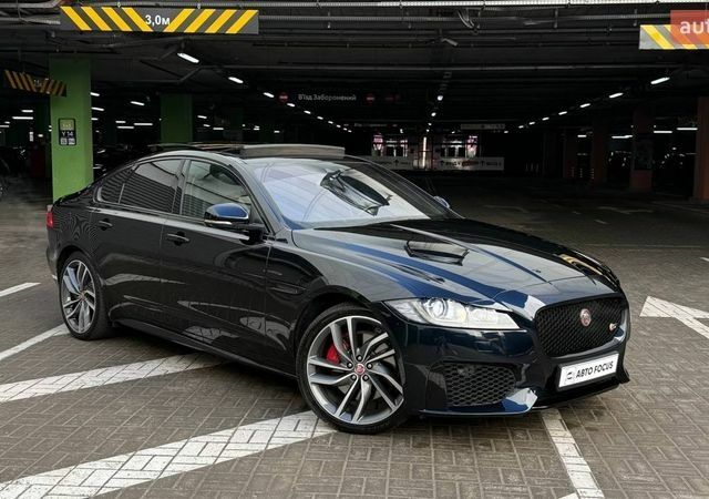 Черный Ягуар ХФ, объемом двигателя 3 л и пробегом 164 тыс. км за 17990 $, фото 1 на Automoto.ua