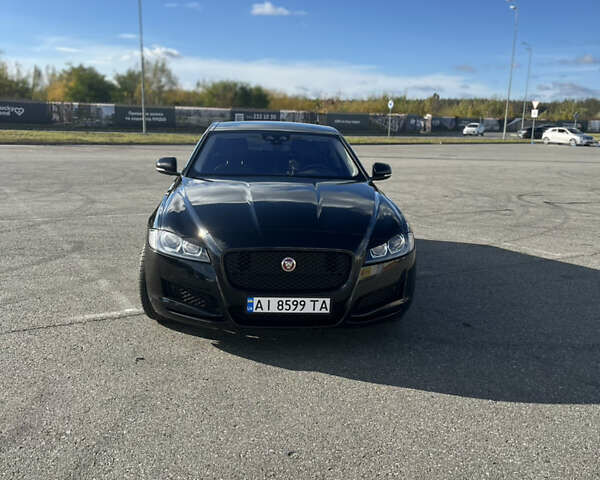 Черный Ягуар ХФ, объемом двигателя 2 л и пробегом 158 тыс. км за 17500 $, фото 1 на Automoto.ua