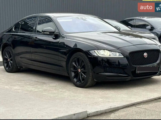 Черный Ягуар ХФ, объемом двигателя 2 л и пробегом 158 тыс. км за 15900 $, фото 1 на Automoto.ua