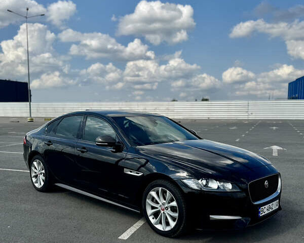 Чорний Ягуар ХФ, об'ємом двигуна 2 л та пробігом 249 тис. км за 18930 $, фото 1 на Automoto.ua