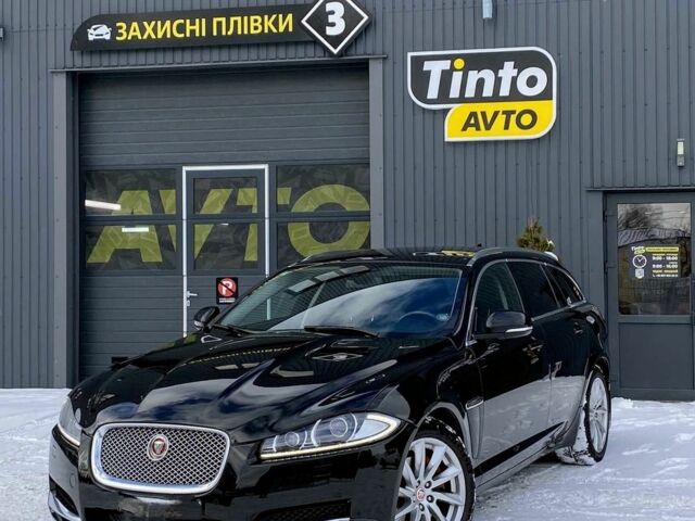 Черный Ягуар ХФ, объемом двигателя 2.2 л и пробегом 280 тыс. км за 13586 $, фото 1 на Automoto.ua