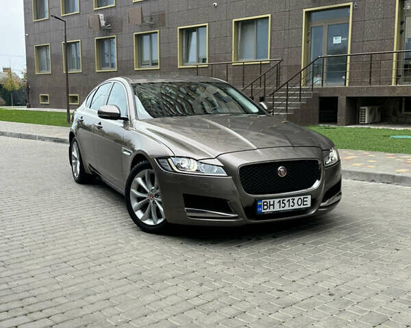 Коричневий Ягуар ХФ, об'ємом двигуна 2 л та пробігом 65 тис. км за 17000 $, фото 1 на Automoto.ua