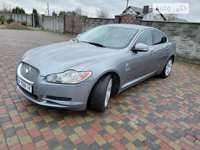 Ягуар ХФ, объемом двигателя 2.72 л и пробегом 227 тыс. км за 8800 $, фото 1 на Automoto.ua