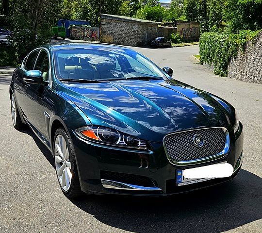 Ягуар ХФ, об'ємом двигуна 3 л та пробігом 101 тис. км за 14900 $, фото 1 на Automoto.ua