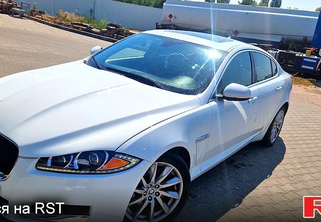Ягуар ХФ, объемом двигателя 2 л и пробегом 270 тыс. км за 10000 $, фото 1 на Automoto.ua