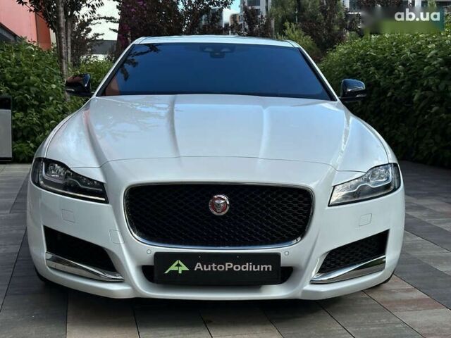 Ягуар ХФ, объемом двигателя 3 л и пробегом 97 тыс. км за 31800 $, фото 1 на Automoto.ua