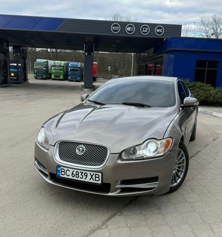 Сірий Ягуар ХФ, об'ємом двигуна 2.72 л та пробігом 296 тис. км за 8800 $, фото 1 на Automoto.ua