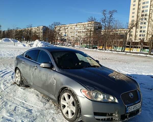 Сірий Ягуар ХФ, об'ємом двигуна 2.7 л та пробігом 243 тис. км за 9500 $, фото 1 на Automoto.ua