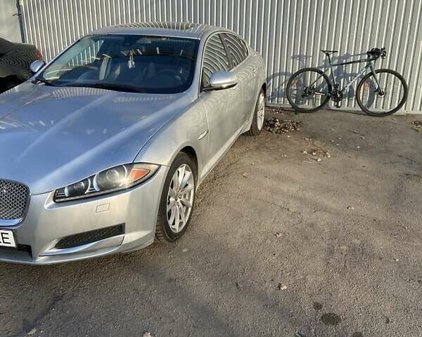 Сірий Ягуар ХФ, об'ємом двигуна 2 л та пробігом 255 тис. км за 10200 $, фото 1 на Automoto.ua