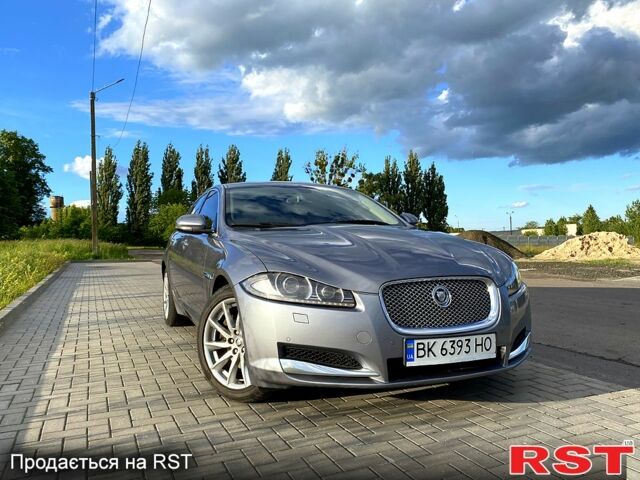 Серый Ягуар ХФ, объемом двигателя 2 л и пробегом 20300 тыс. км за 13000 $, фото 1 на Automoto.ua
