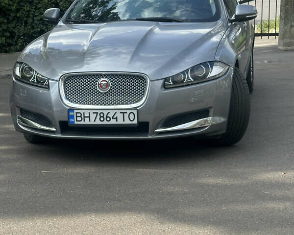 Сірий Ягуар ХФ, об'ємом двигуна 2.18 л та пробігом 105 тис. км за 15000 $, фото 1 на Automoto.ua
