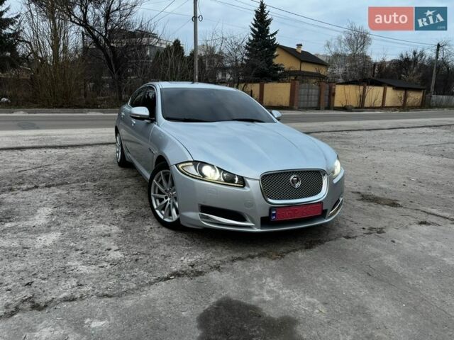 Сірий Ягуар ХФ, об'ємом двигуна 2 л та пробігом 136 тис. км за 13000 $, фото 1 на Automoto.ua