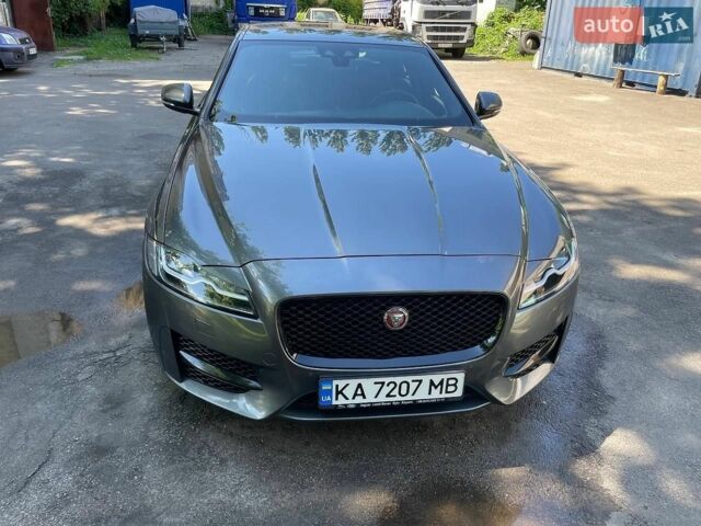 Сірий Ягуар ХФ, об'ємом двигуна 2 л та пробігом 70 тис. км за 28000 $, фото 1 на Automoto.ua