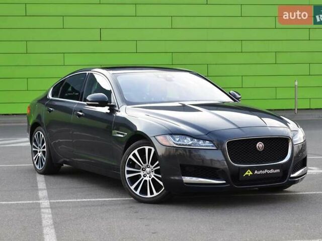 Серый Ягуар ХФ, объемом двигателя 2 л и пробегом 94 тыс. км за 22777 $, фото 1 на Automoto.ua