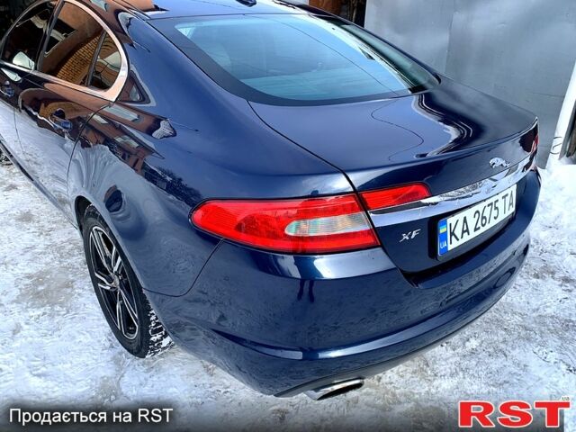 Синій Ягуар ХФ, об'ємом двигуна 3 л та пробігом 239 тис. км за 6350 $, фото 1 на Automoto.ua