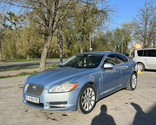 Синий Ягуар ХФ, объемом двигателя 2.72 л и пробегом 270 тыс. км за 8300 $, фото 1 на Automoto.ua