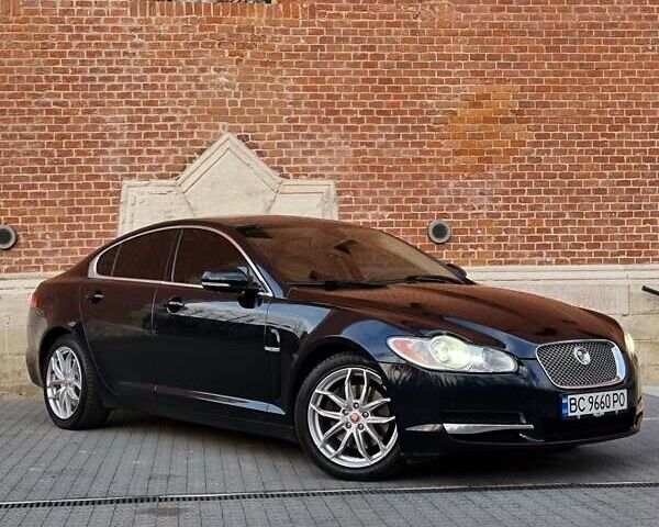 Синий Ягуар ХФ, объемом двигателя 3 л и пробегом 299 тыс. км за 9500 $, фото 1 на Automoto.ua