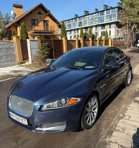 Синий Ягуар ХФ, объемом двигателя 2 л и пробегом 200 тыс. км за 12500 $, фото 1 на Automoto.ua