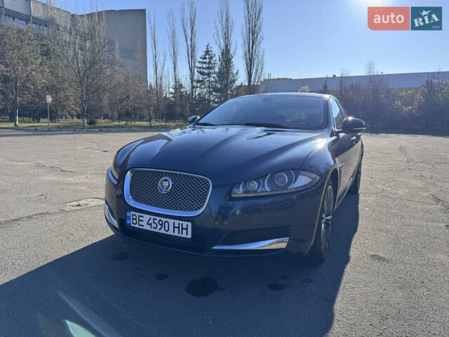 Синий Ягуар ХФ, объемом двигателя 3 л и пробегом 198 тыс. км за 10000 $, фото 1 на Automoto.ua