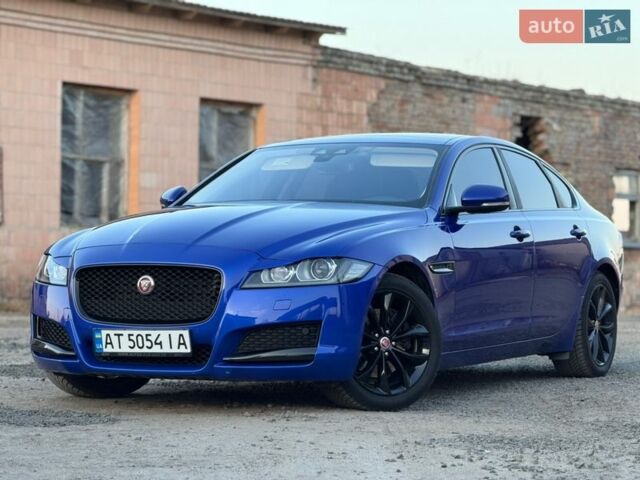 Синий Ягуар ХФ, объемом двигателя 2 л и пробегом 203 тыс. км за 19300 $, фото 1 на Automoto.ua