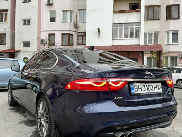 Синій Ягуар ХФ, об'ємом двигуна 2 л та пробігом 165 тис. км за 14900 $, фото 1 на Automoto.ua