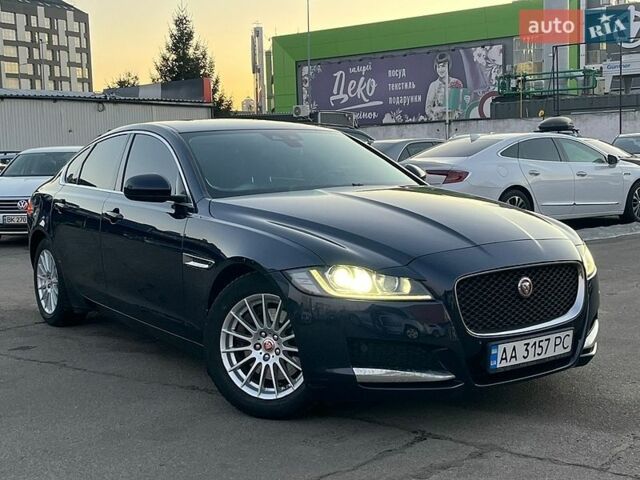 Синій Ягуар ХФ, об'ємом двигуна 2 л та пробігом 126 тис. км за 15890 $, фото 1 на Automoto.ua