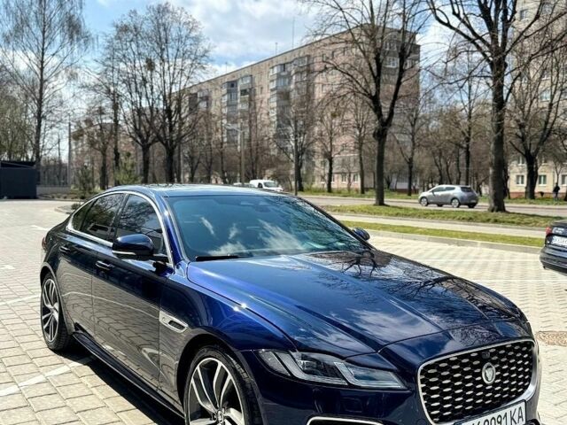 Синий Ягуар ХФ, объемом двигателя 2 л и пробегом 14 тыс. км за 33000 $, фото 1 на Automoto.ua