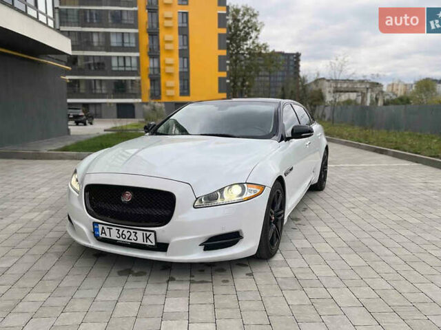 Белый Ягуар Икс Джей, объемом двигателя 3 л и пробегом 114 тыс. км за 23800 $, фото 1 на Automoto.ua