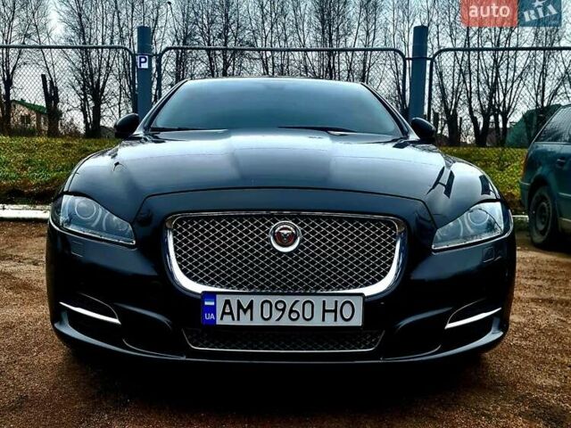 Чорний Ягуар Ікс Джей, об'ємом двигуна 2.97 л та пробігом 170 тис. км за 24000 $, фото 1 на Automoto.ua