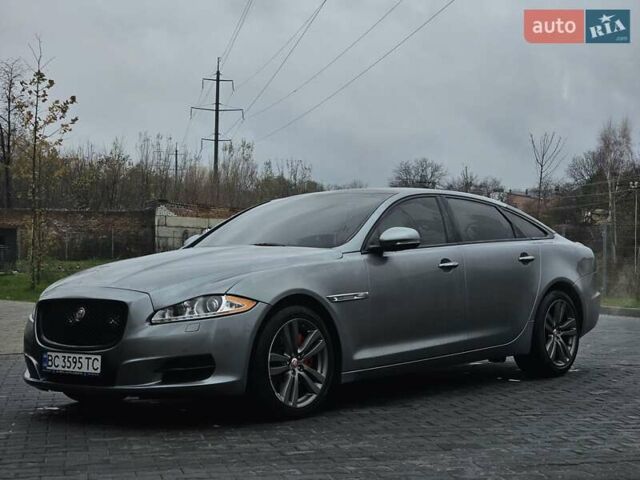 Серый Ягуар Икс Джей, объемом двигателя 3 л и пробегом 175 тыс. км за 14700 $, фото 1 на Automoto.ua