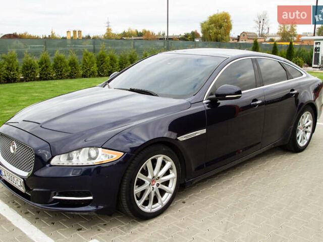 Синий Ягуар Икс Джей, объемом двигателя 3 л и пробегом 177 тыс. км за 15150 $, фото 1 на Automoto.ua