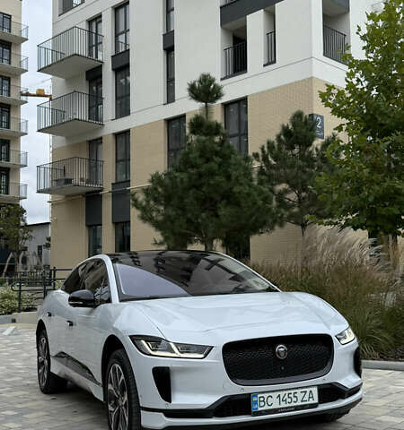 Белый Ягуар I-Pace, объемом двигателя 0 л и пробегом 84 тыс. км за 29000 $, фото 1 на Automoto.ua